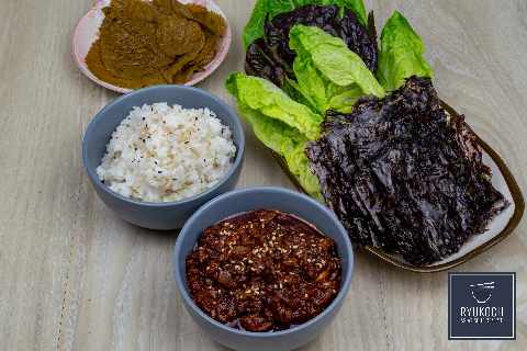 Ssambap Rice, Lettuce and Sauce