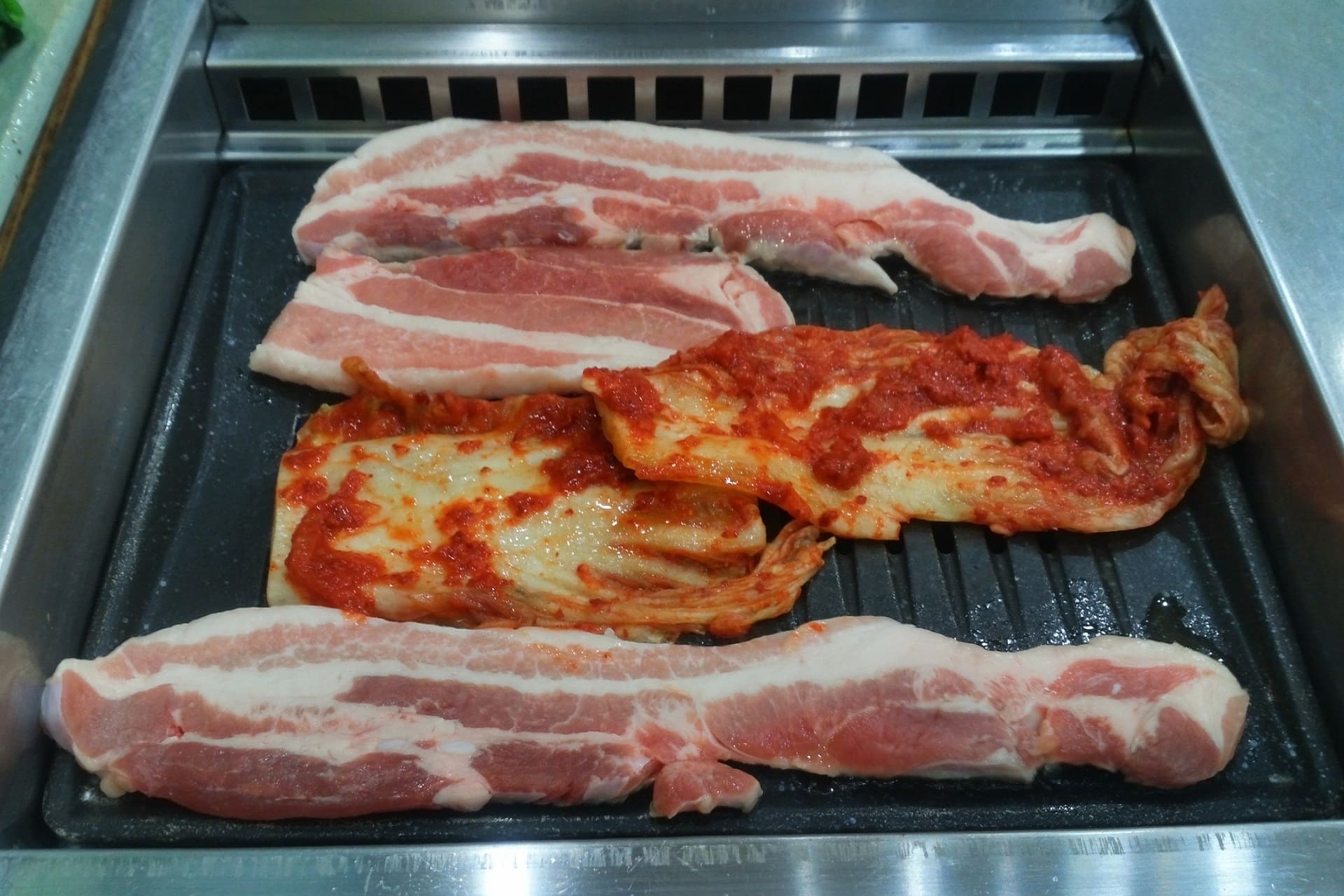 Grilling Pork Belly (Samgyeopsal) with Baechu Kimchi